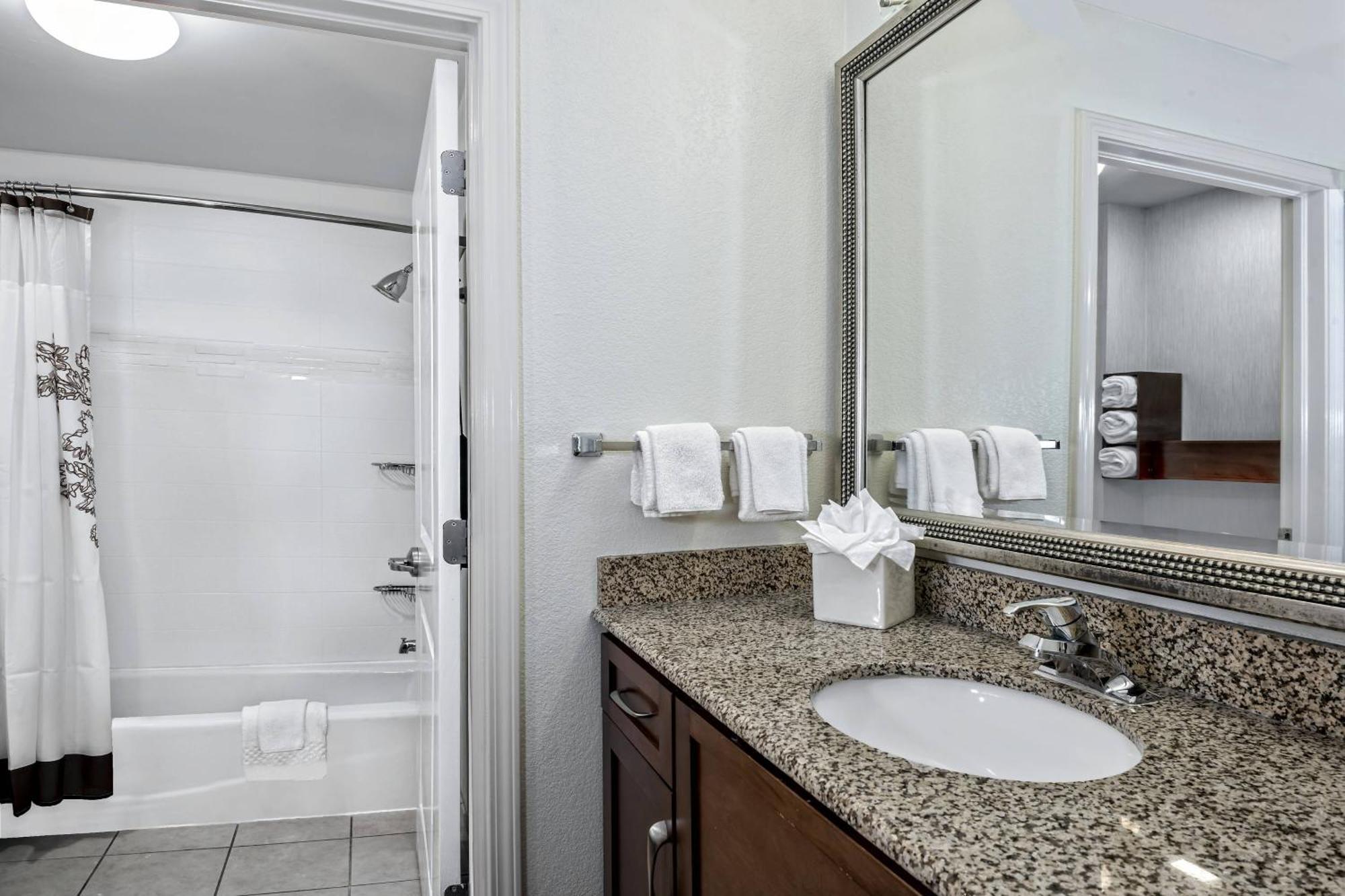 Residence Inn By Marriott San Antonio Seaworld / Lackland Exterior foto
